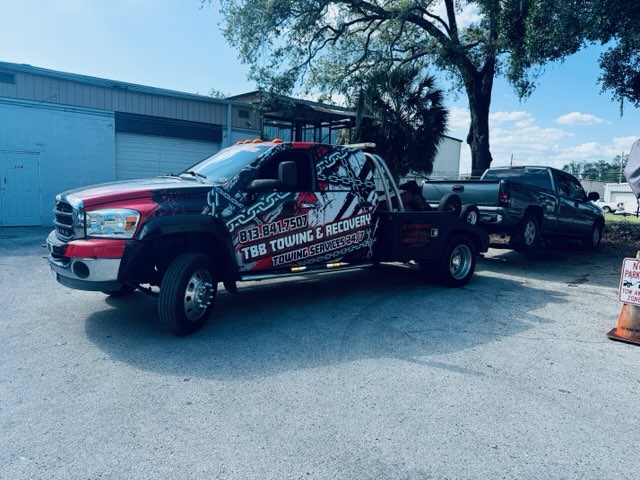 Safe vehicle towing and transportation service